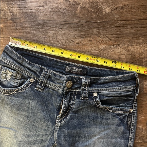 Classic Silver Suki Blue Denim Jeans Size 28 - Picture 2 of 8